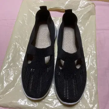 블랙 메쉬 오픈토 스니커즈 42