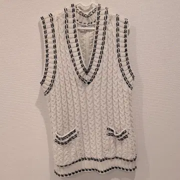 ZARA 아이보리 케이블 짜임 니트 베스트 V넥