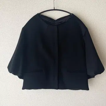 [ 미사용 새상품 ] 드로어 노카라 판초 케이프 코트 볼레로 블랙