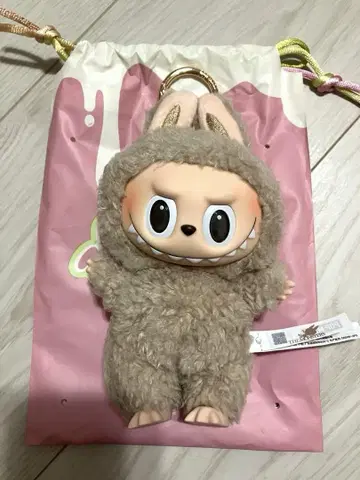 POP MART LABUBU 러브러브 토피