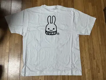 [ 미사용품 ] CUNE 화이트 T셔츠 XXL