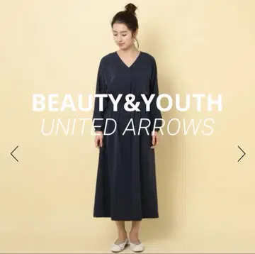 [ 새상품급 정가 16000 ] BEAUTY&YOUTH V넥 원피스