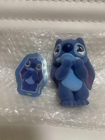 52TOYS 스티치 피규어