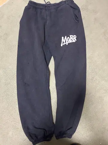 MOBB 스웨트 팬츠 블랙