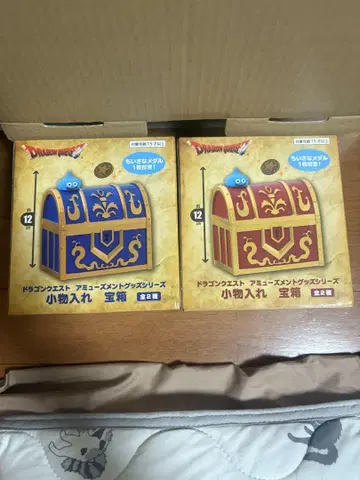 드래곤 퀘스트 소품함 보물 상자 빨파 세트 작은 메달 포함