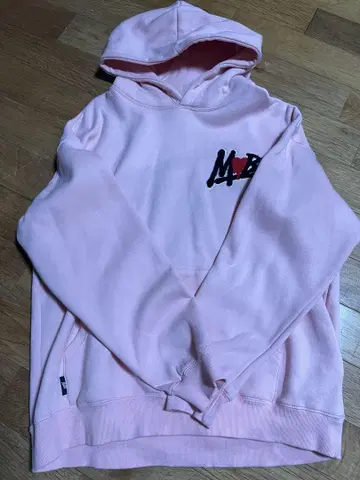 MOBB 후드티