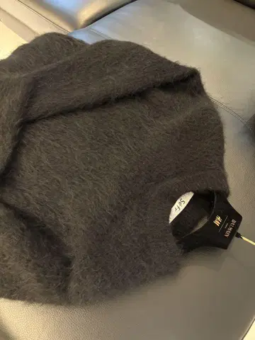 sefr HARU SWEATER