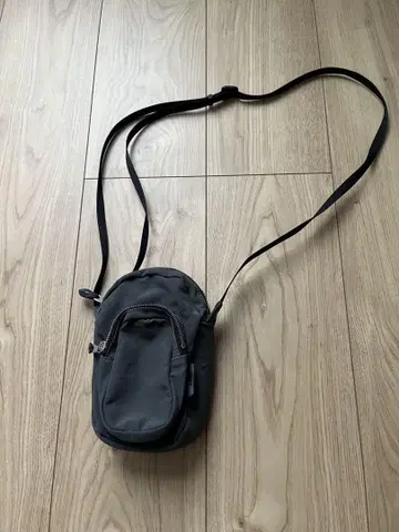 STANDARD SUPPLY 숄더백 그레이