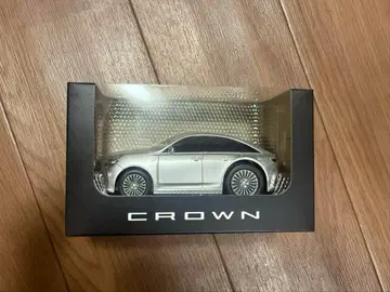 도요타 크라운 풀백카 실버