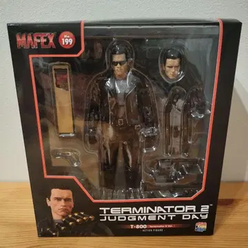 마펙스 MAFEX T-800 T2 Ver. 터미네이터 2
