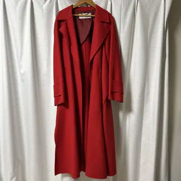 ADORE 빨간색 롱 코트