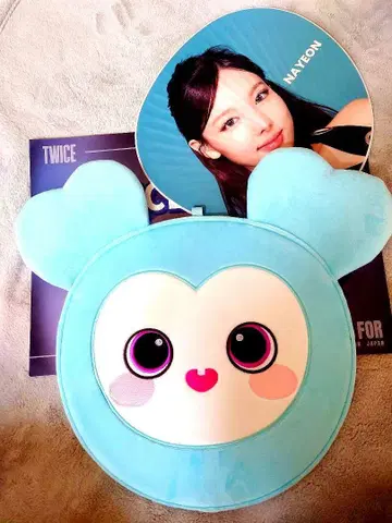 TWICE NAYEON 나연 부채와 케이스 세트
