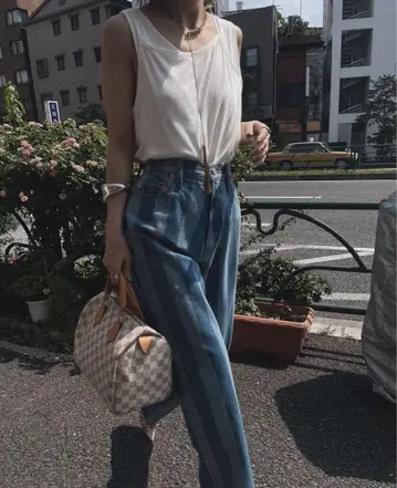 STRIPE DAMAGE STRAIGHT DENIM