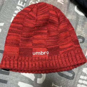 umbro 빨간색 체크 무늬 니트 모자 비니 구제 의류