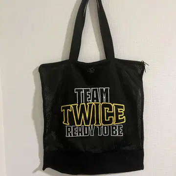 twice READY TO BE 메쉬 토트백