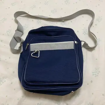 WEGO 네이비 숄더백