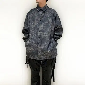 LUSOR 루솔 블리치 데님 포켓 셔츠