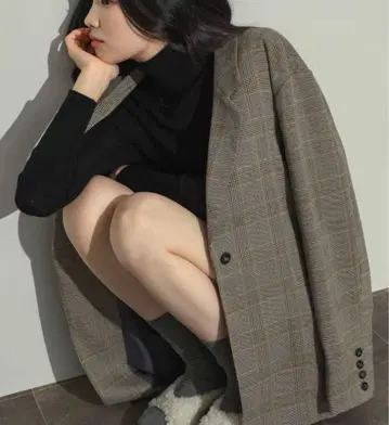 NEUNA 테일러드 자켓