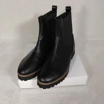 fin 사이드 고어 부츠 블랙