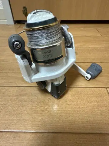 SHIMANO 바이오 마스터 XT2000 화이트 낚시릴