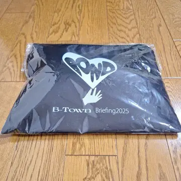 BMSG 설립 5주년 B-Town Briefing 'BOND' 노벨티