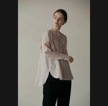 OHGA WHIPRU BLOUSE