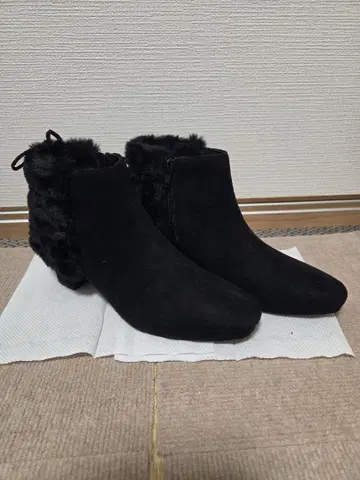 블랙 퍼 어그 부츠