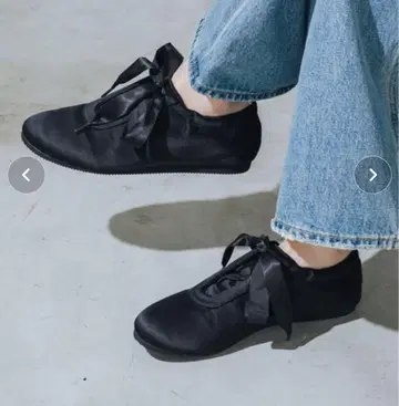 EVOL 블랙 리본 스니커즈