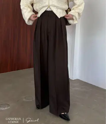 CAPRICIEUX LE'MAGE 2턱 와이드 팬츠
