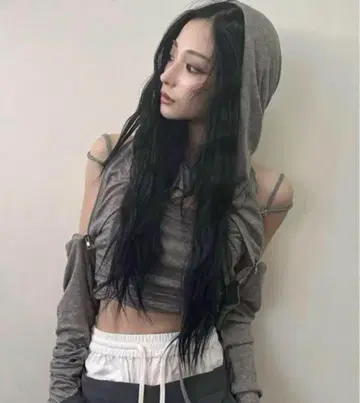 MELT THE LADY tiny fluffy tops 그레이