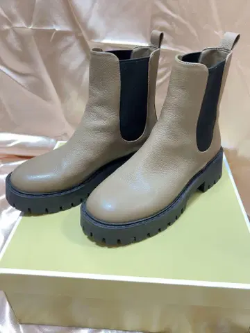 마이클코어스 사이드 고어 부츠 24cm