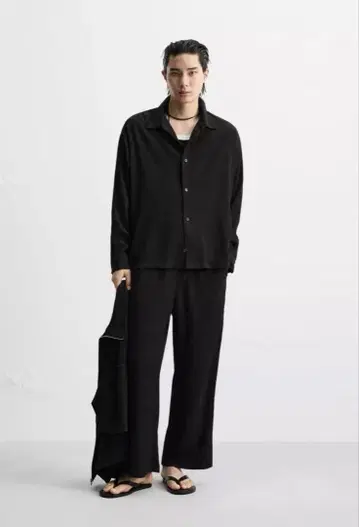 ZARA 주름 가공 플루이드 팬츠 S 사이즈