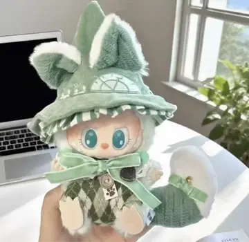 Labubu 러브러브 마법사 그린 컬러 옷 갈아입기 의류