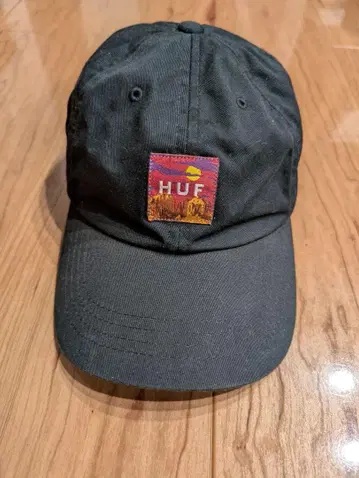 HUF 블랙 캡