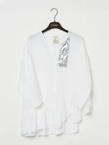 D-due 드 두에 2024 S/S MOON 시리즈 린넨 블라우스