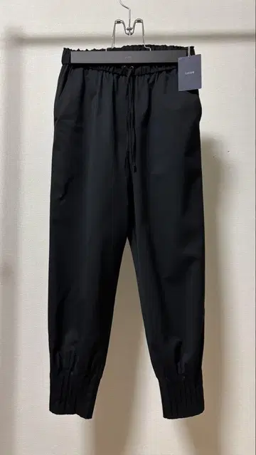 LOISIR 이지 조거 팬츠 블랙 미사용 새상품 로와지르
