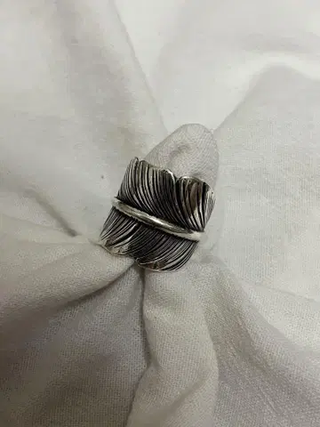 빌리브인미라클 반지 페더
