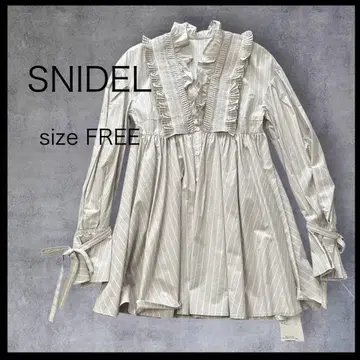 새상품 택 포함 SNIDEL 스트라이프 프릴 긴팔 셔츠 size FREE