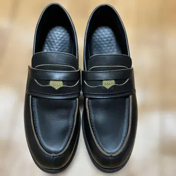 sacai 코인 로퍼 43