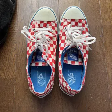 VANS 레드 화이트 체크 스니커즈