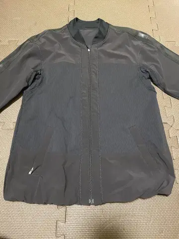 Lululemon 스트라이프 집업 자켓