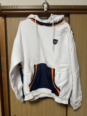 후드 부착 메쉬 이너 후드티