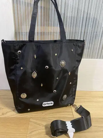 OUTDOOR 블랙 콘초 토트백