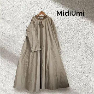 MidiUmi 베이지 롱 원피스