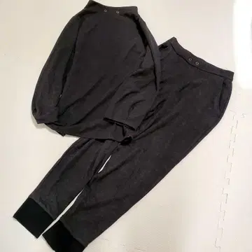 새상품급 띠어리 셋업 맨투맨 상의 팬츠 블랙 그레이 2023