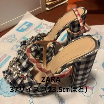 체크 무늬 비쥬 장식 하이힐 샌들 ZARA