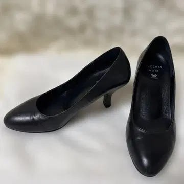 와코루 서세스워크 펌프스