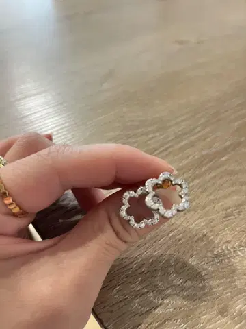 모이사나이트, 실버925 플라워 디자인 귀걸이