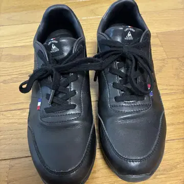 통굽 블랙스 운동화