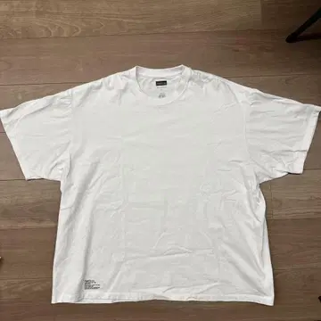 FreshService CORPORATE S/S 티 화이트